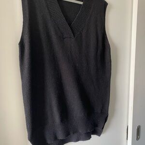 Black Sleeveless Knit Sweater Vest- oversized